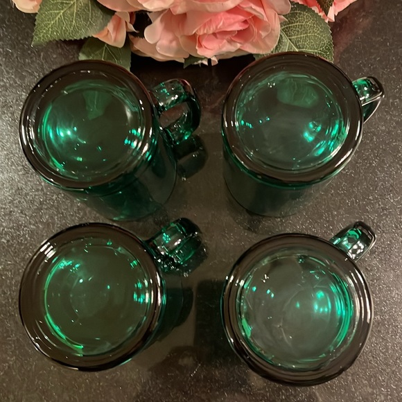Vintage Emerald Green Mugs with Gold Trim - Libbey - Set of 4 - Picture 5 of 10